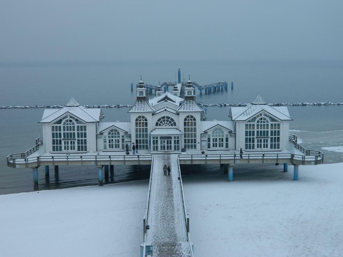Ferienwohnung Kranich im Ferien-Resort Rügen Sagard Exterior foto